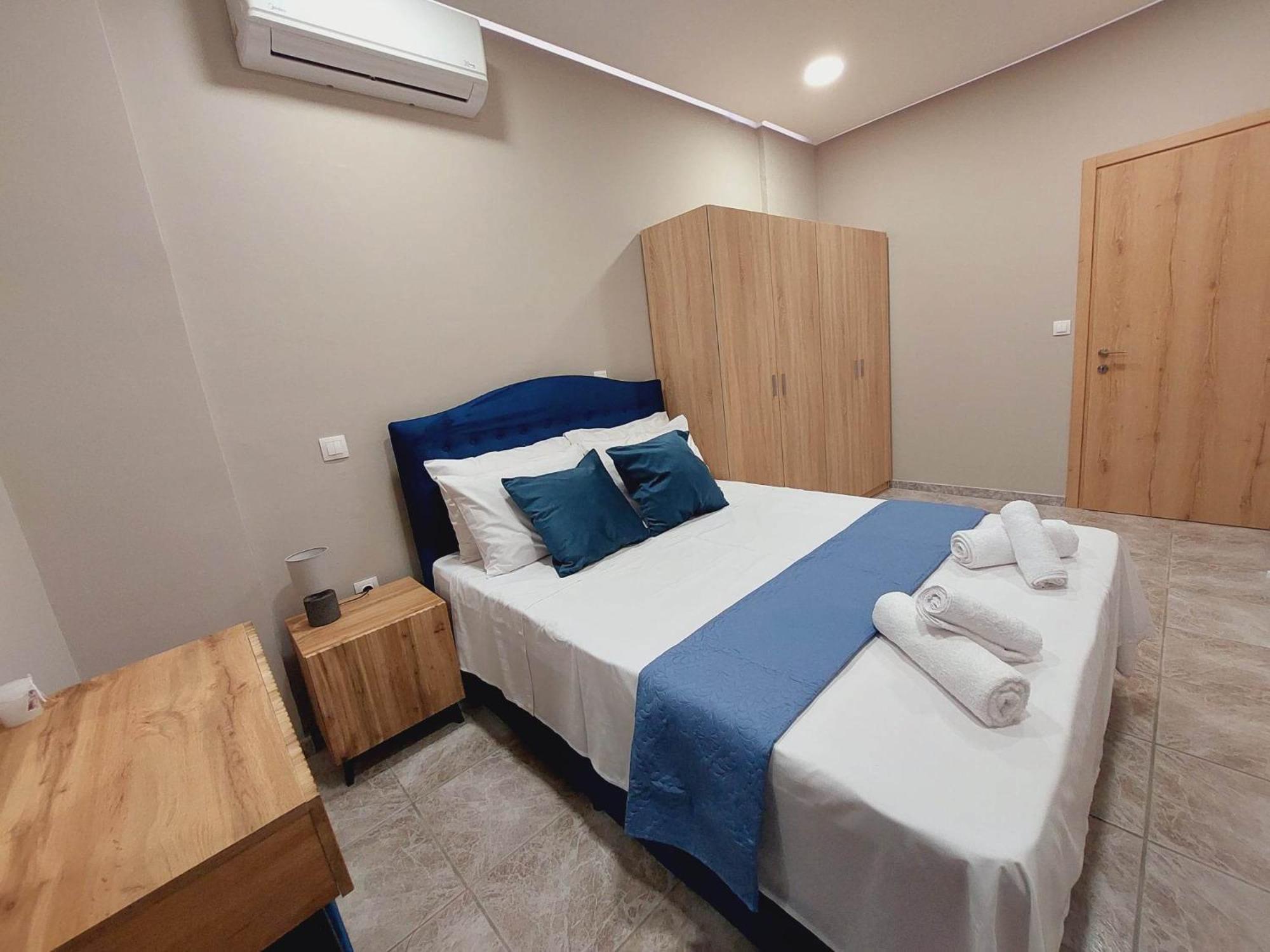 Sapphire Home Ixia  Bagian luar foto