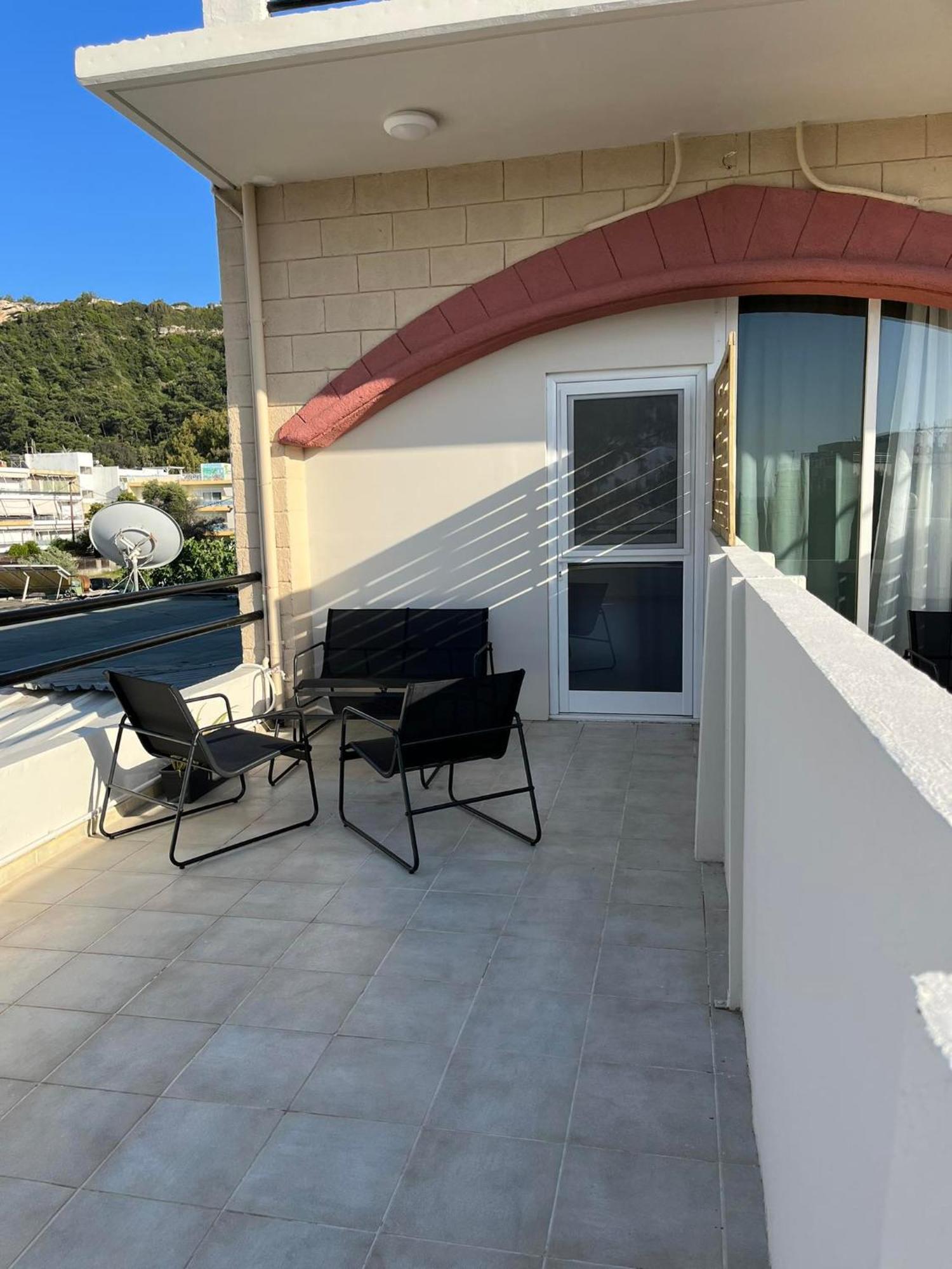 Sapphire Home Ixia  Bagian luar foto