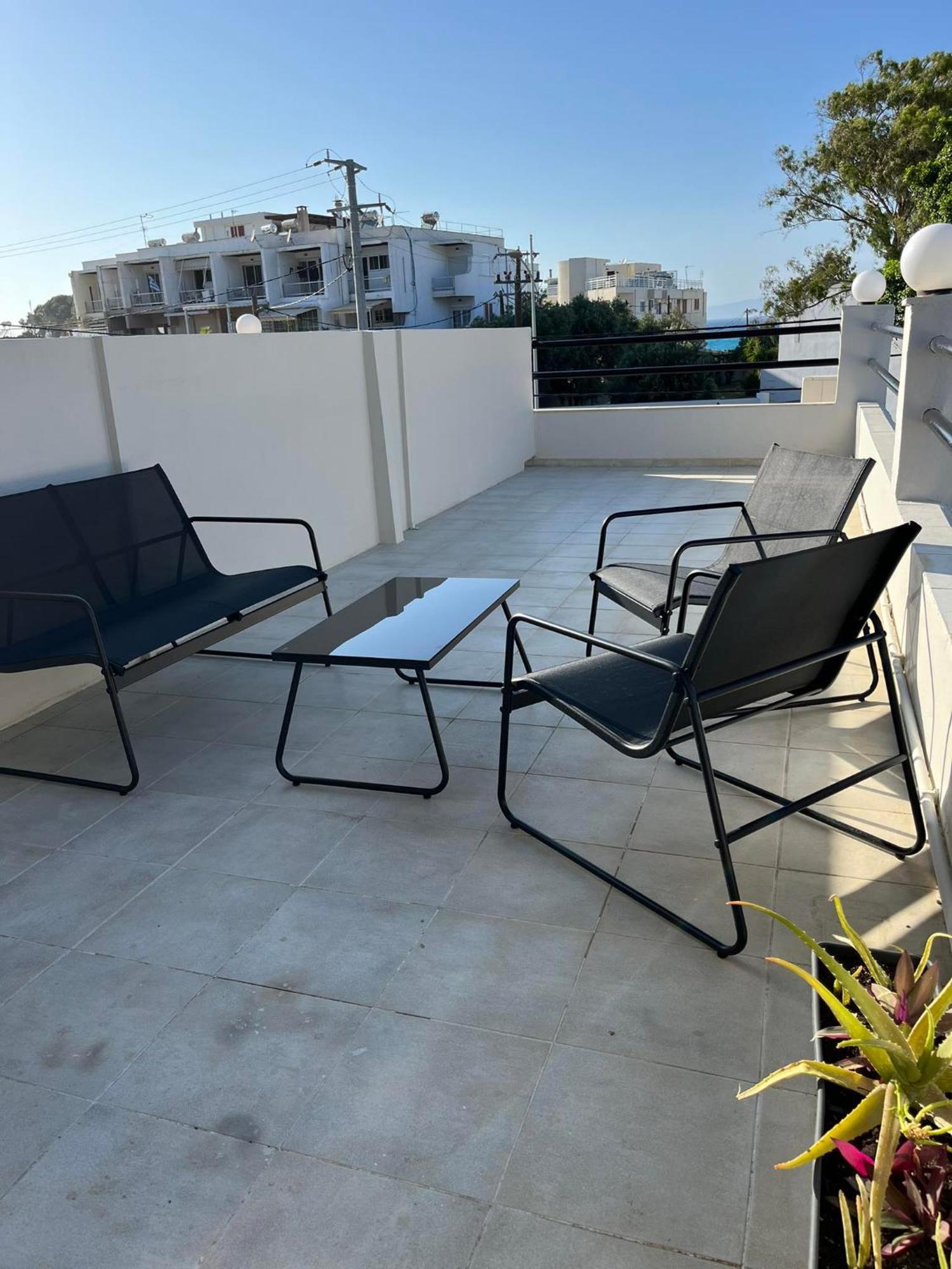 Sapphire Home Ixia  Bagian luar foto